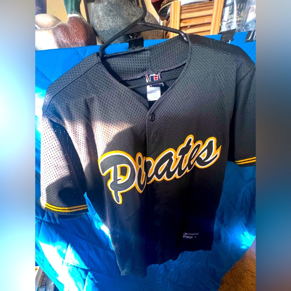 Pirates #2 Black Jersey. Med. Button down. Sewn stitched. Uniform Express.